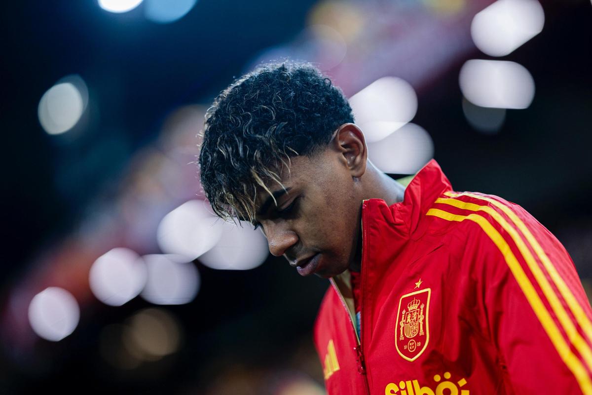 演员潘粤明批评国安：越南也输，你们真行（潘粤明怒批国安：连越南都输，真让人无语）