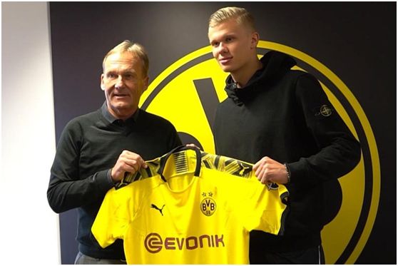 阿斯跟队：德容今天已回归训练，阿劳霍预计将缺战马竞（阿斯随队报道：德容今日复训，阿劳霍或缺席对阵马竞）